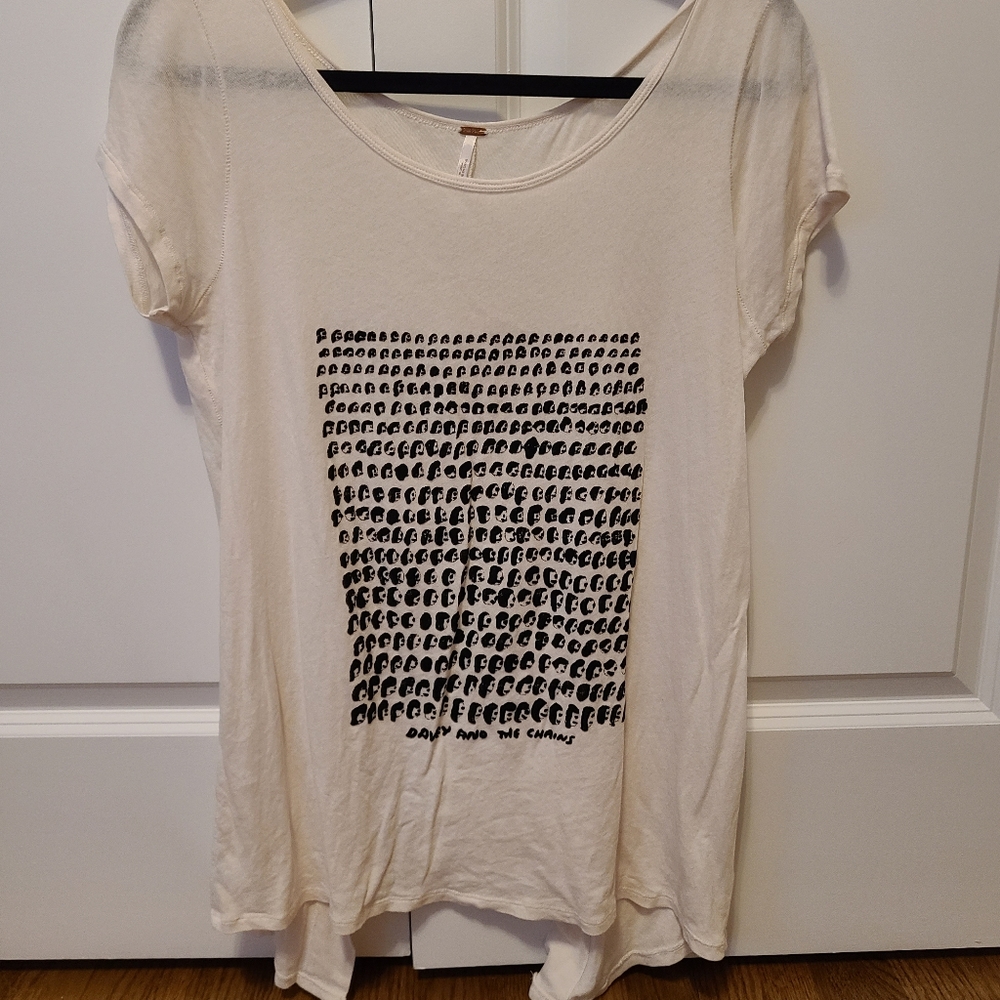 Free People off white t-shirt size small